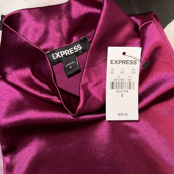 Express Top - Picture 2 of 2